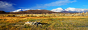 /3 Peaks Behind Tufa Beds