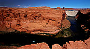 2BoatsApproachGlenCanyonDam